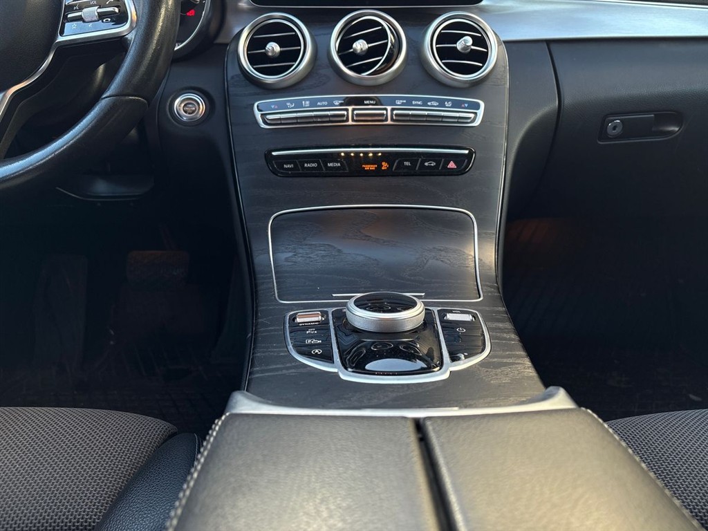 Mercedes-Benz C220 d T 2,0 CDI Progressive 9G-Tronic 194HK Stc Aut. - Image 19