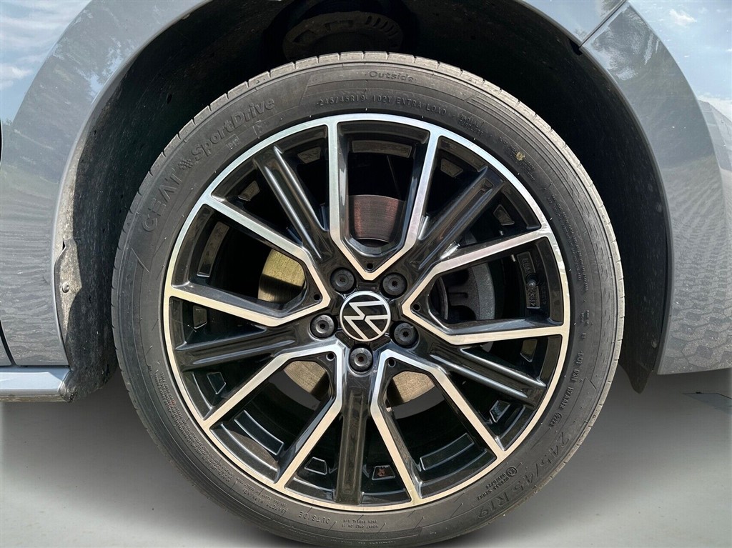 VW Multivan Kort 1,4 TSI Plugin-hybrid Life DSG 218HK 6g Aut. - Image 8