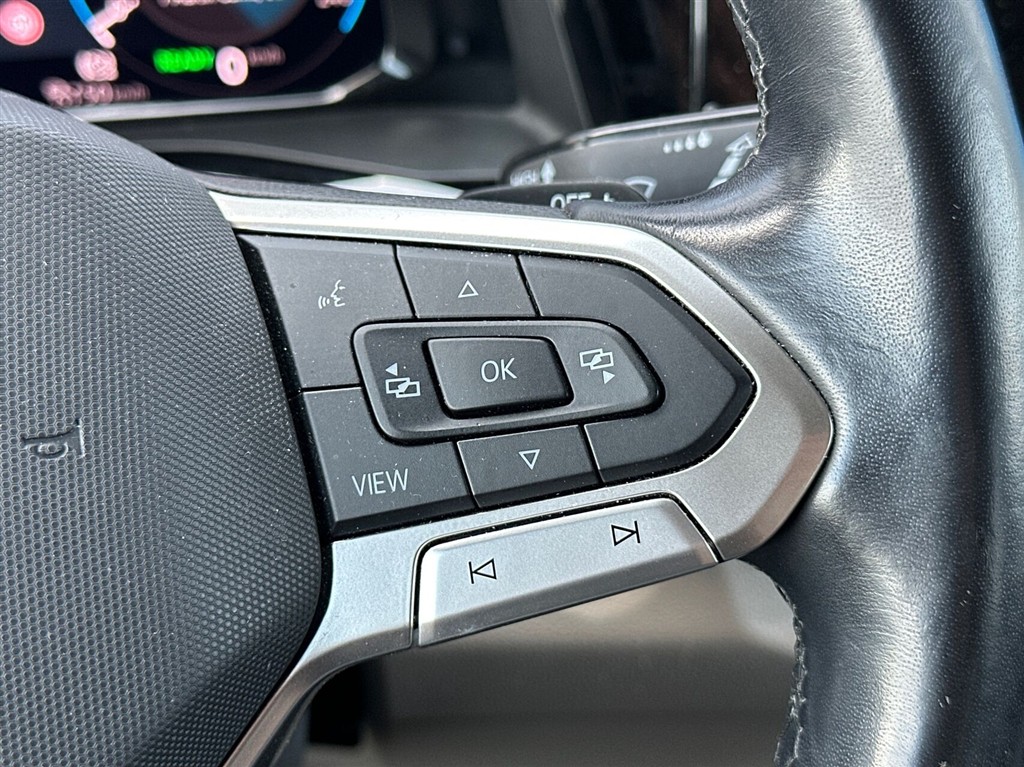 VW Multivan Kort 1,4 TSI Plugin-hybrid Life DSG 218HK 6g Aut. - Image 16