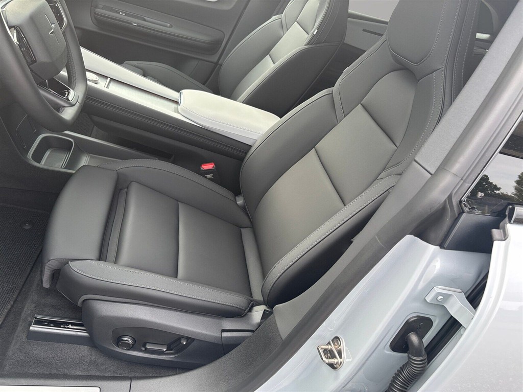 Polestar 4 EL LRSM Prime 272HK 5d Aut. - Image 8