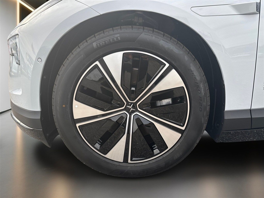 Polestar 4 EL LRSM Prime 272HK 5d Aut. - Image 9