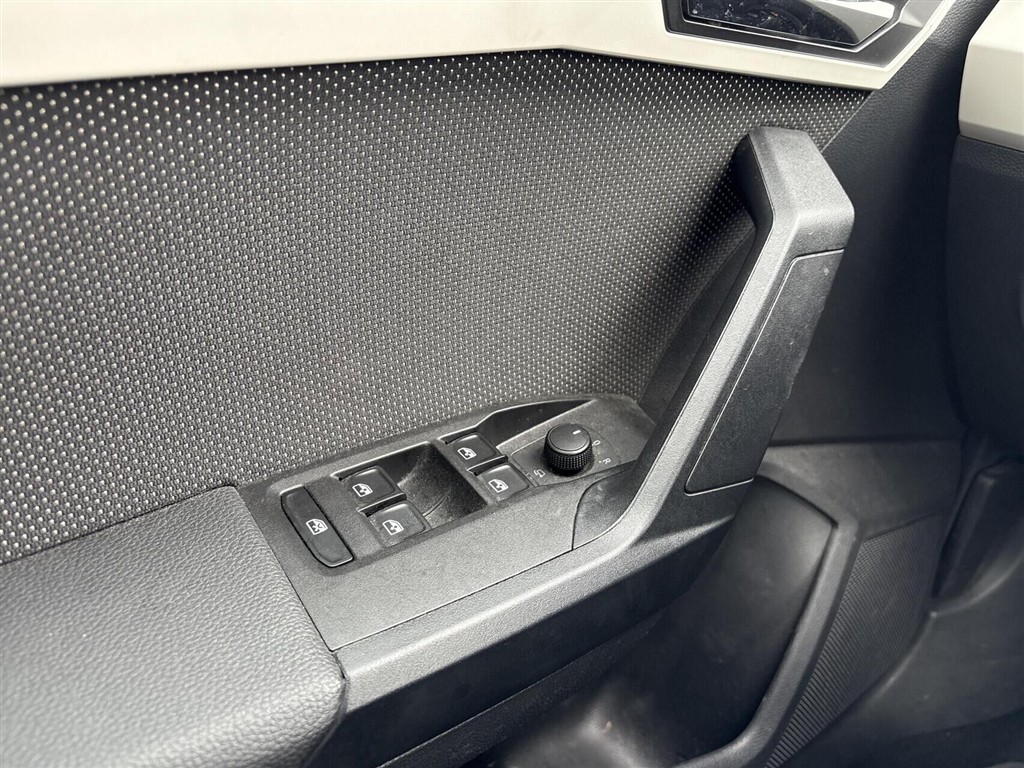 Seat Arona 1,0 TSI Xcellence Start/Stop DSG 115HK 5d 7g Aut. - Image 16