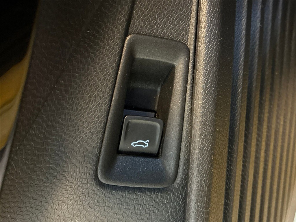 VW ID.4 EL 1st Max 204HK 5d Aut. - Image 21