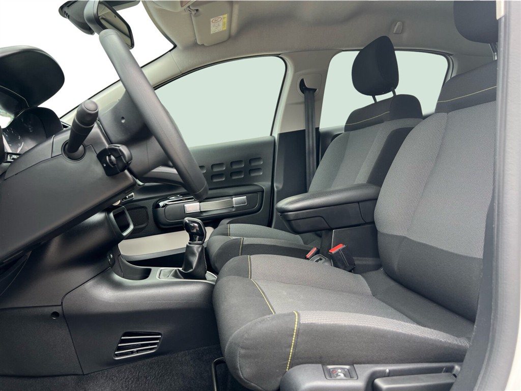 Citroën C3 1,2 PureTech Shine 83HK 5d - Image 9