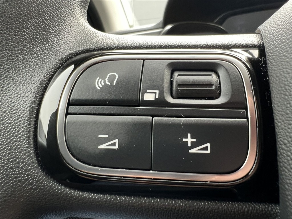 Citroën C3 1,2 PureTech Shine 83HK 5d - Image 16