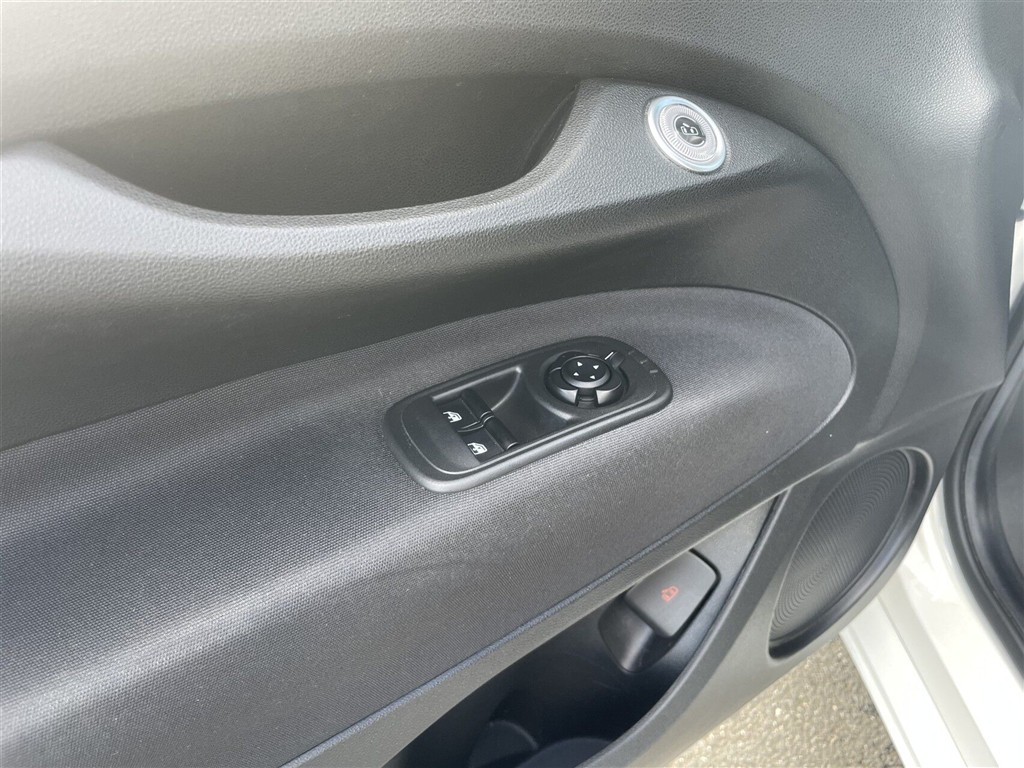 Fiat 500e EL Icon 118HK 3d Aut. - Image 9