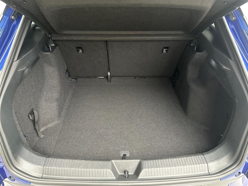 VW ID.4 EL Pro Performance 204HK 5d Aut. - Image 13