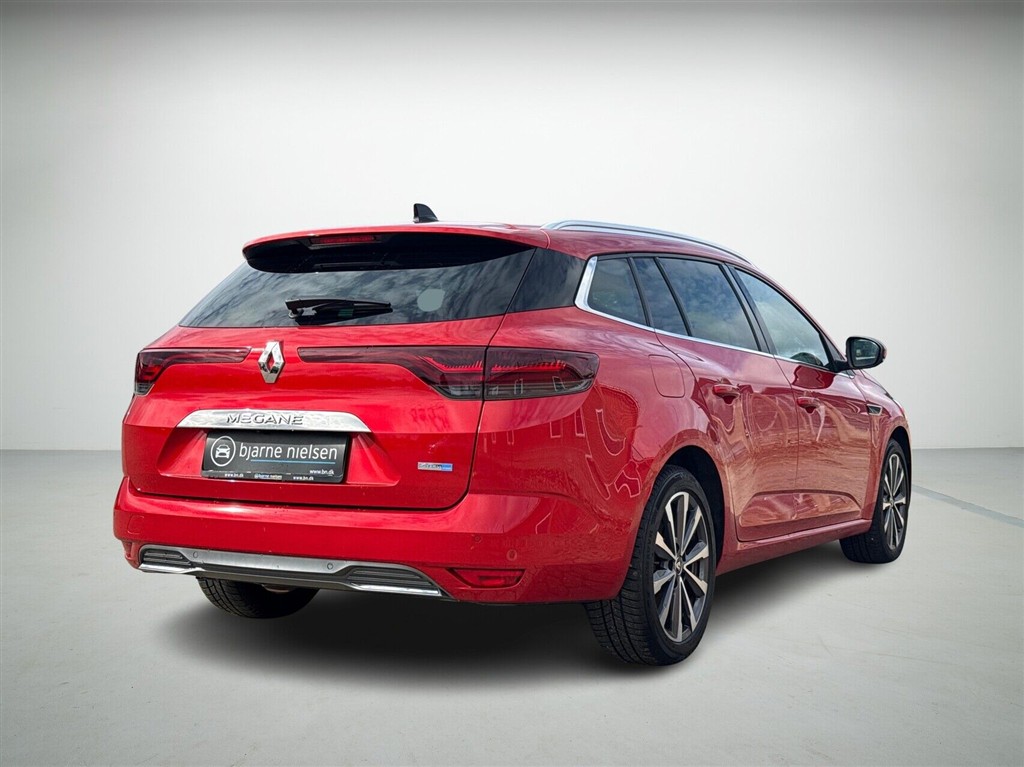Renault Mégane Sport Tourer 1,6 E-TECH Plugin-hybrid RS-Line 160HK Stc Aut. - Image 2
