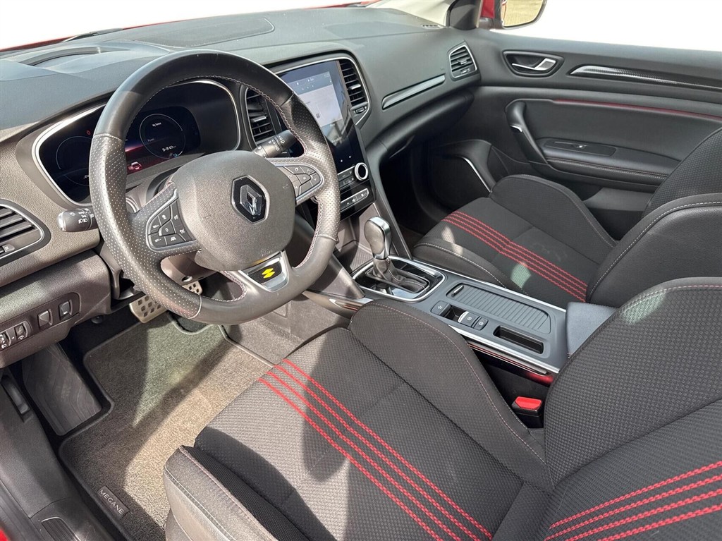 Renault Mégane Sport Tourer 1,6 E-TECH Plugin-hybrid RS-Line 160HK Stc Aut. - Image 3