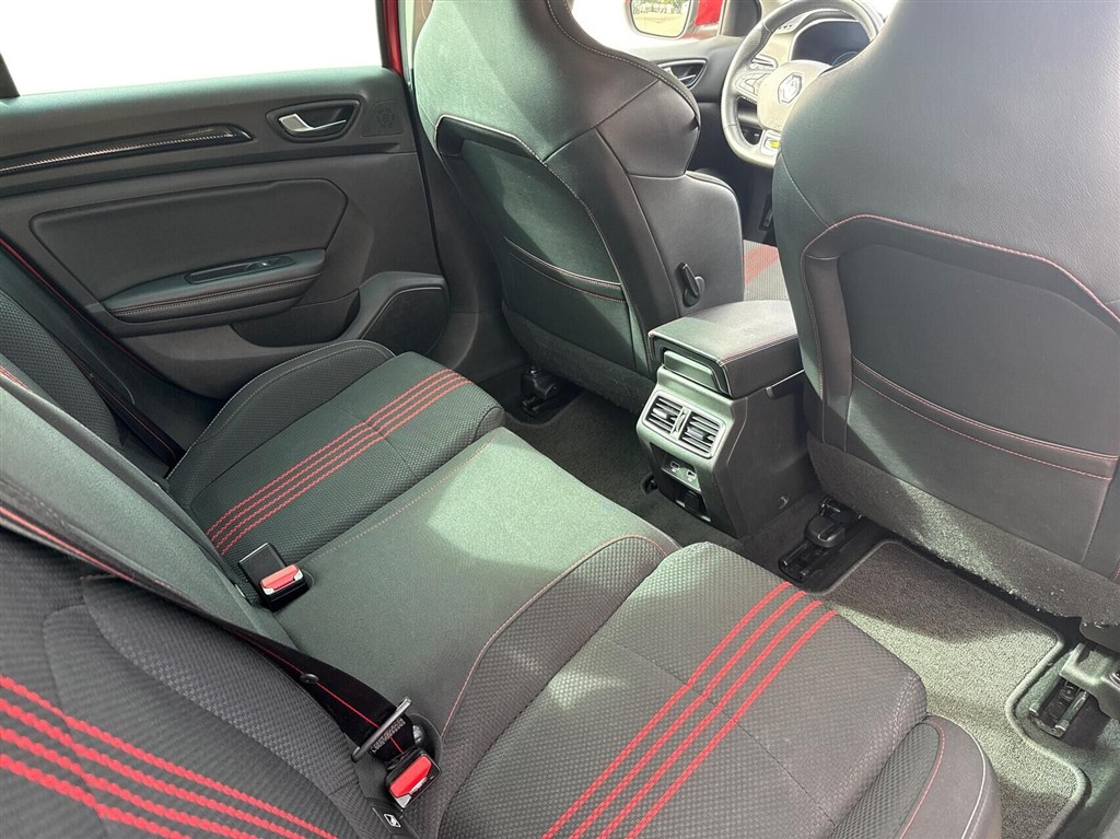 Renault Mégane Sport Tourer 1,6 E-TECH Plugin-hybrid RS-Line 160HK Stc Aut. - Image 12