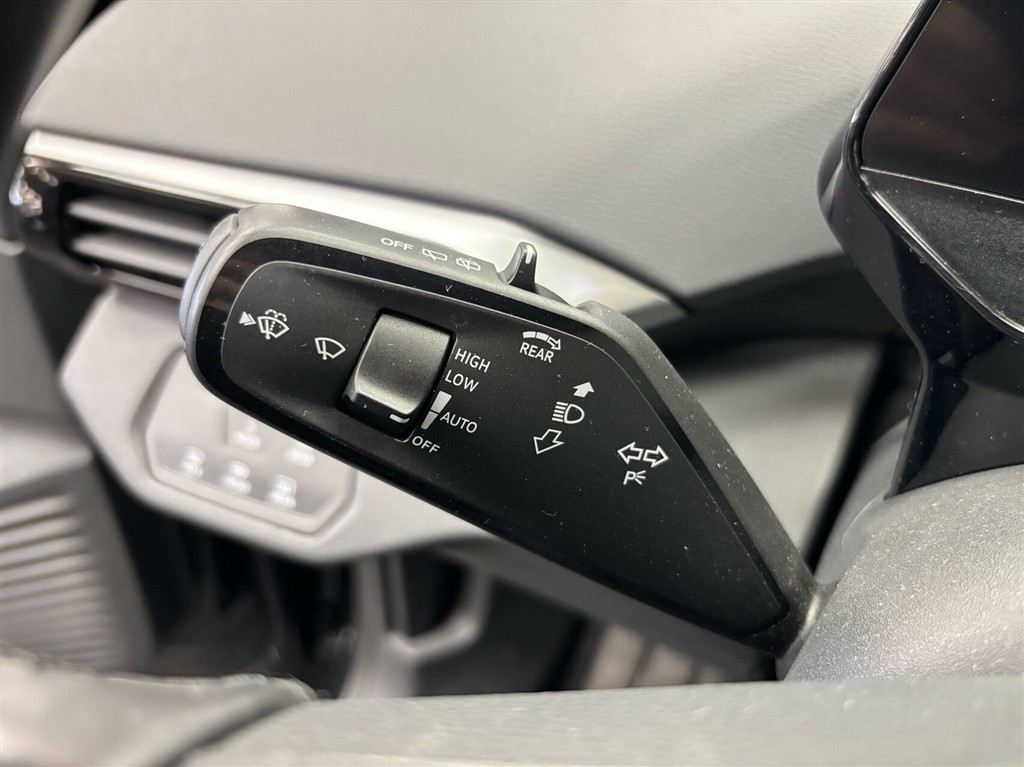 VW ID.4 EL Pro 286HK 5d Aut. - Image 14