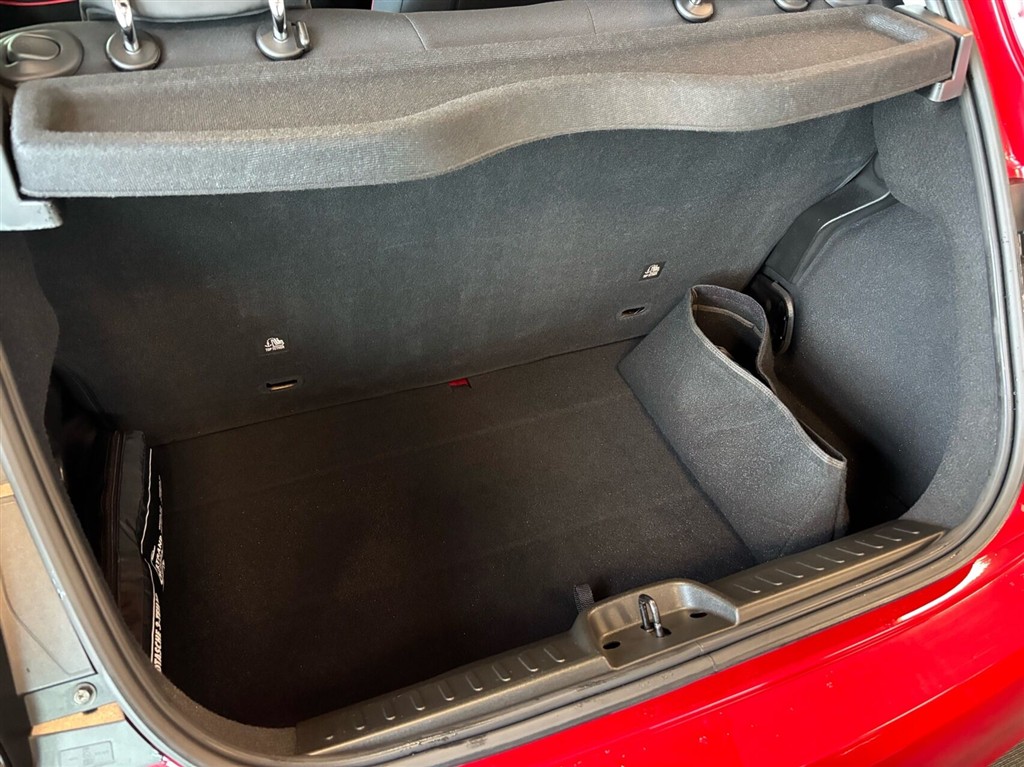 Fiat 500e EL RED 118HK 3d Aut. - Image 7