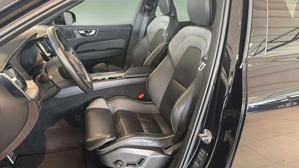 Volvo XC60 2,0 T6 Recharge Plugin-hybrid R-design AWD 350HK 5d 8g Aut. - Image 5
