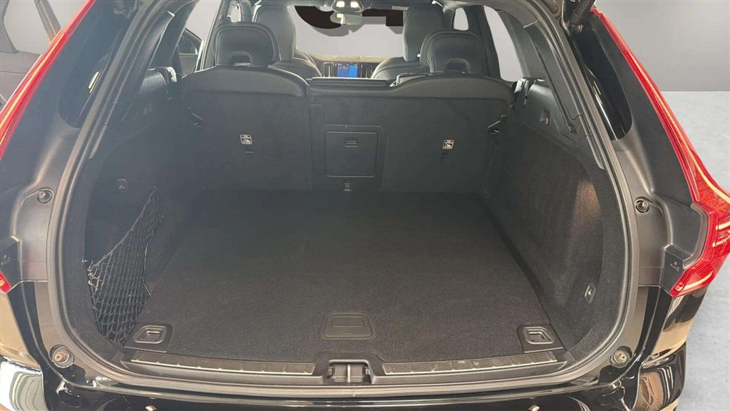 Volvo XC60 2,0 T6 Recharge Plugin-hybrid R-design AWD 350HK 5d 8g Aut. - Image 20