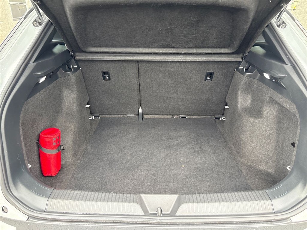 VW ID.4 EL Pro Performance 204HK 5d Aut. - Image 13