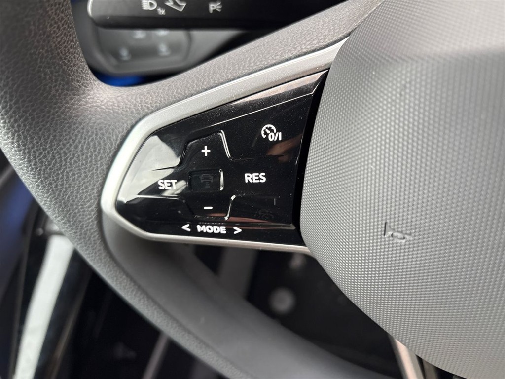 VW ID.4 EL Pro Performance 204HK 5d Aut. - Image 18