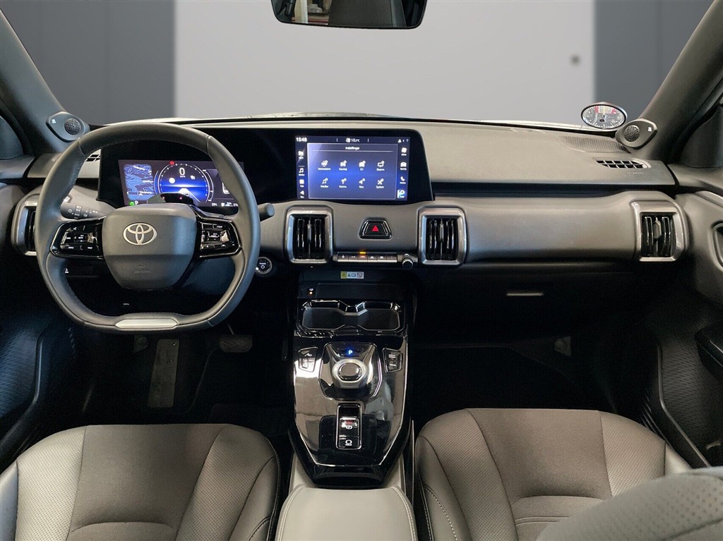 Toyota Urban Cruiser EL Executive AWD 184HK 5d Aut. - Image 13