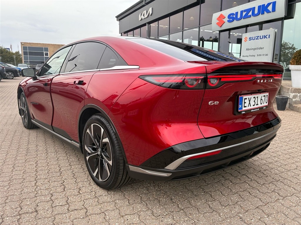 Mazda 6e EL Takumi Plus 245HK 5d Aut. - Image 3