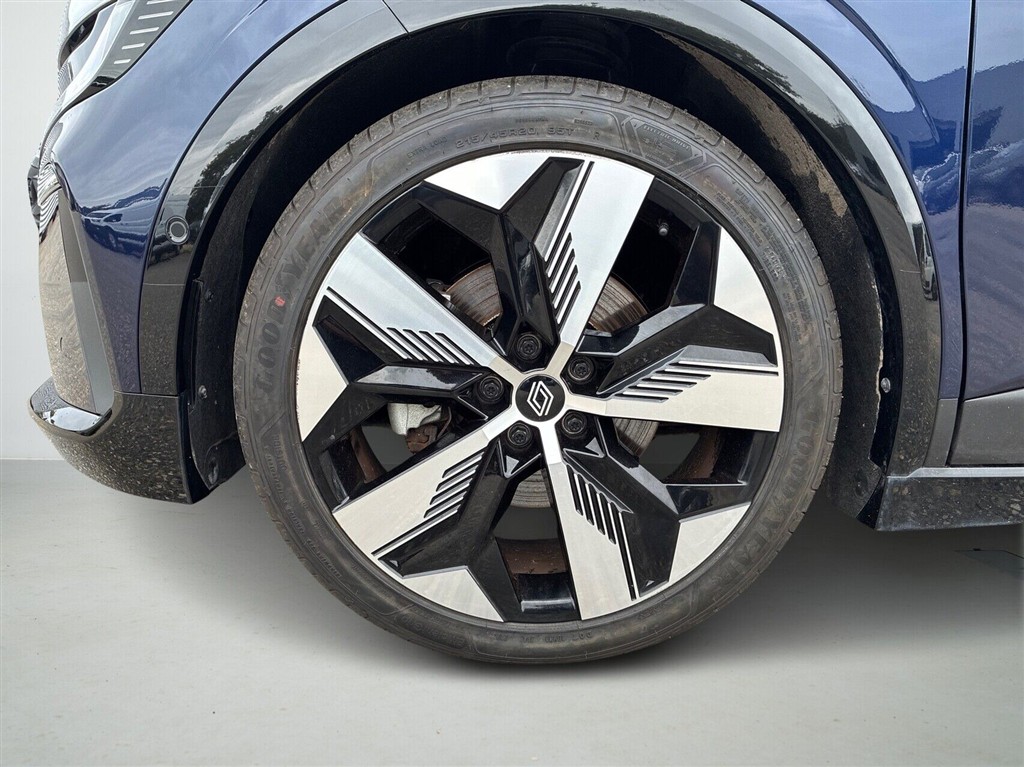 Renault Mégane E-TECH Techno 220HK 5d Aut. - Image 8
