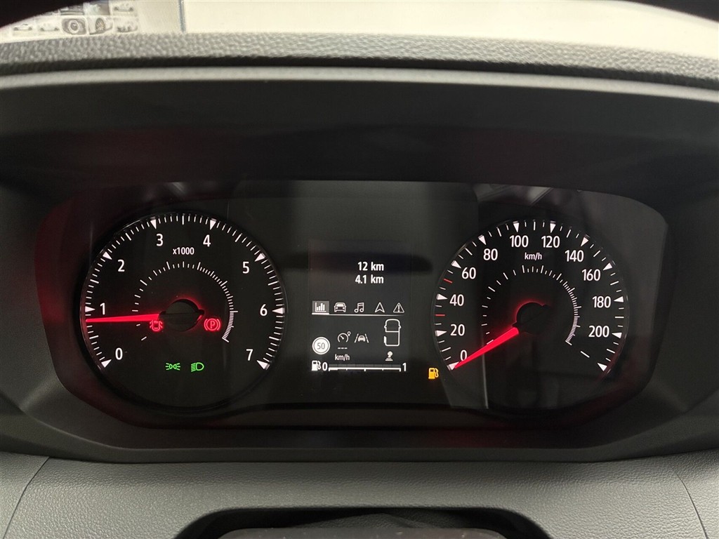 Nissan Interstar L2H2 2,0 DCi N-Connecta 150HK Van 6g - Image 10