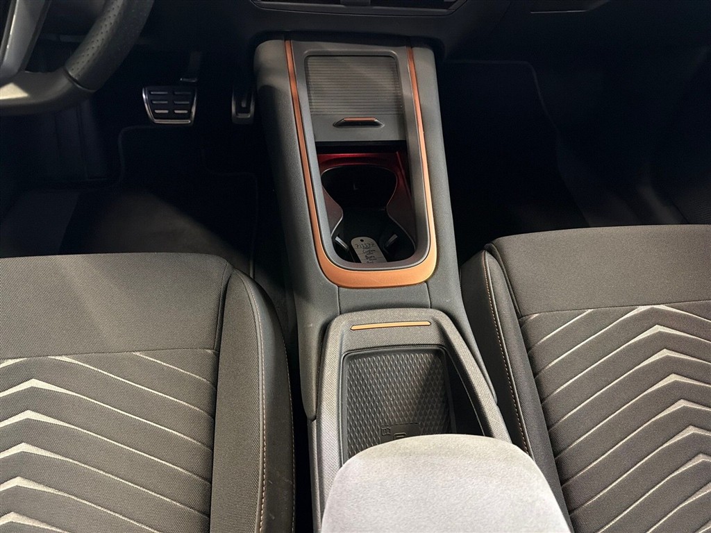 Cupra Born EL e-Boost 231HK 5d Aut. - Image 11