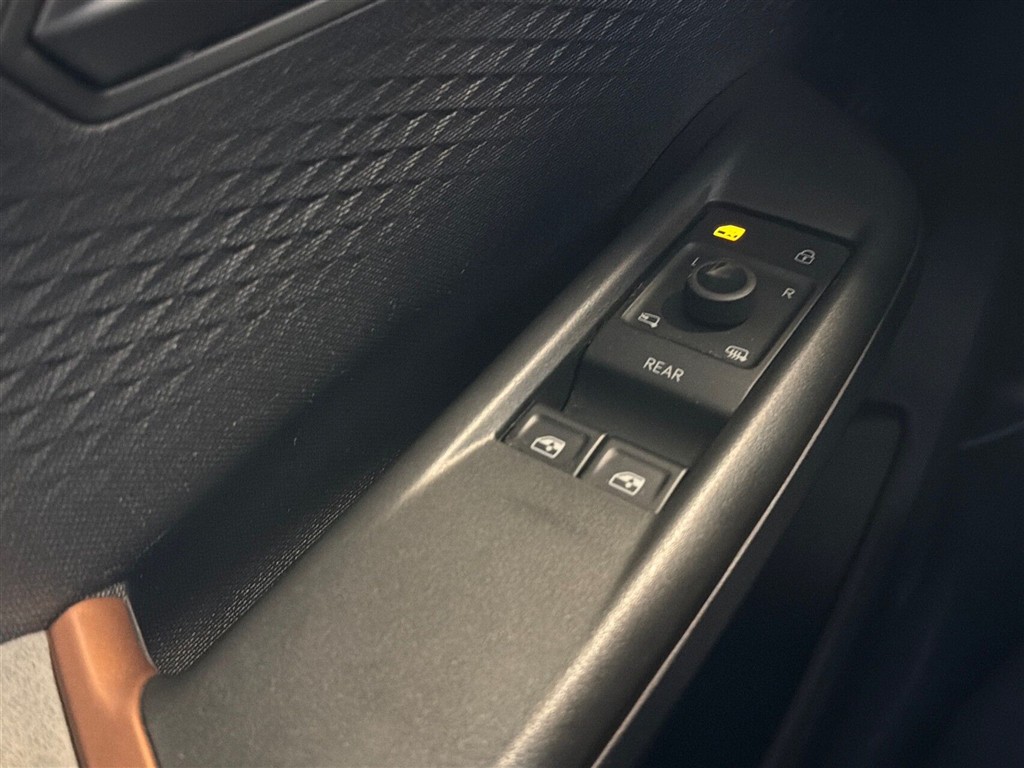 Cupra Born EL e-Boost 231HK 5d Aut. - Image 17