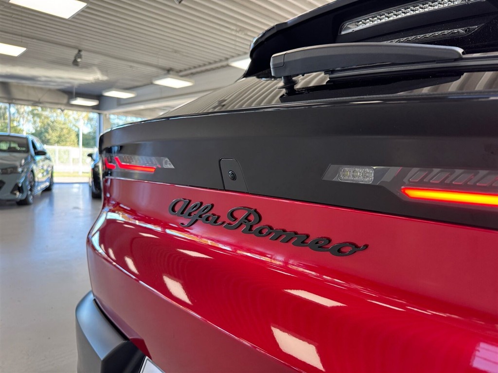 Alfa Romeo Junior EL Speciale 156HK 5d Aut. - Image 28