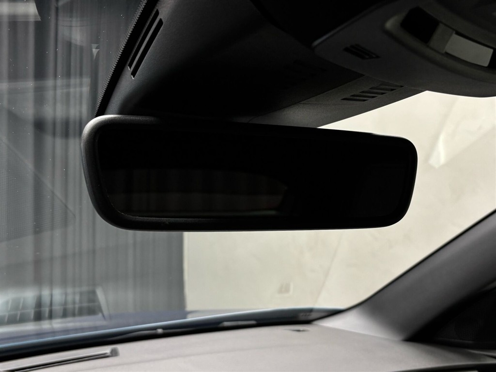Peugeot e-3008 EL Allure 210HK 5d Aut. - Image 28
