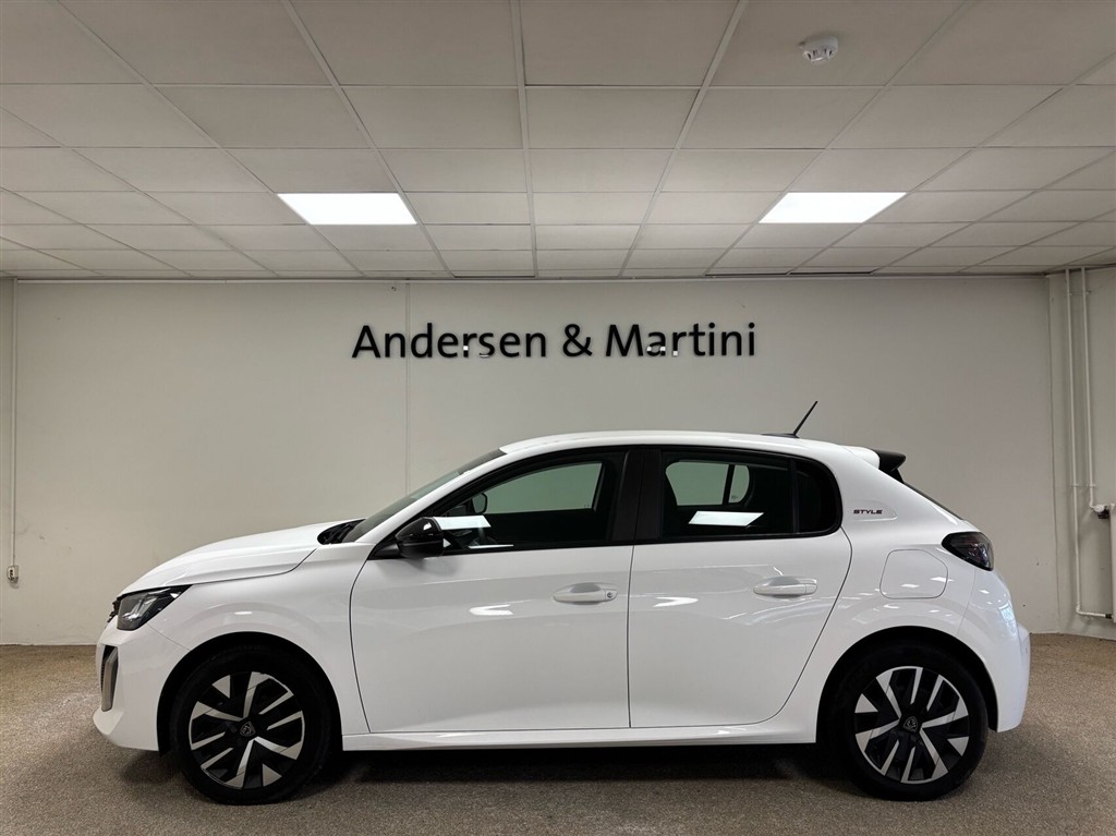 Peugeot e-208 EL Style 136HK 5d Aut. - Image 2