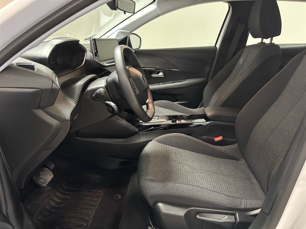 Peugeot e-208 EL Style 136HK 5d Aut. - Image 4
