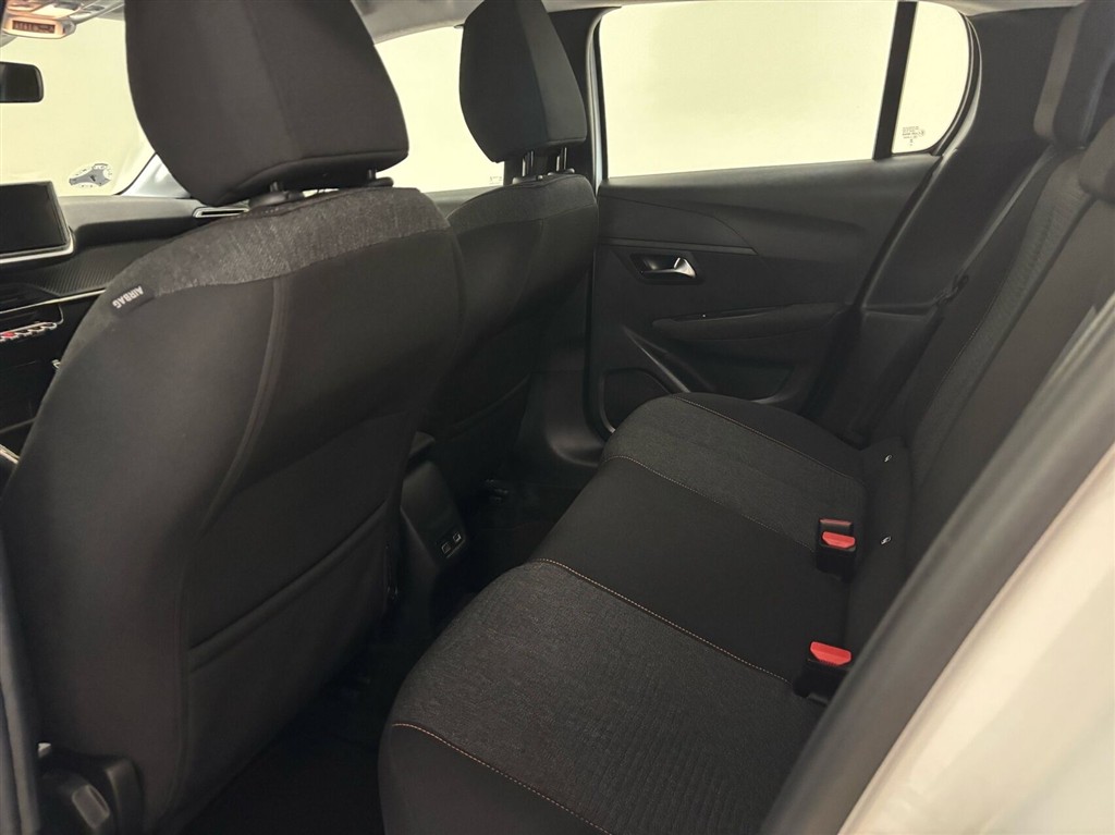 Peugeot e-208 EL Style 136HK 5d Aut. - Image 5