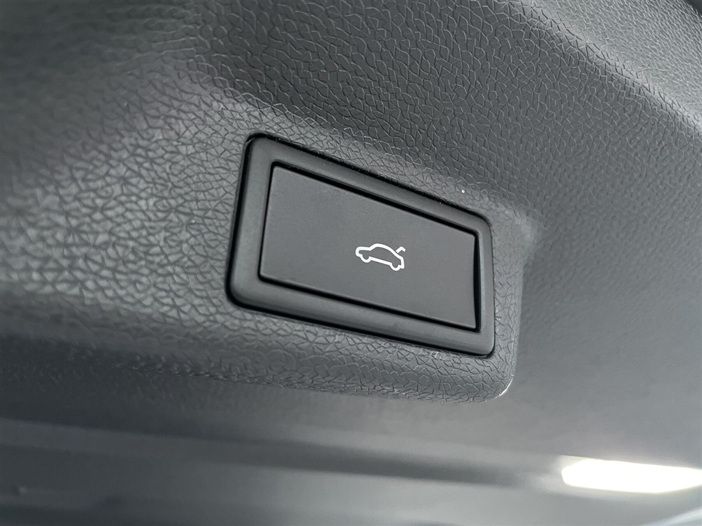 VW ID.Buzz Lang EL Life 286HK Aut. - Image 20