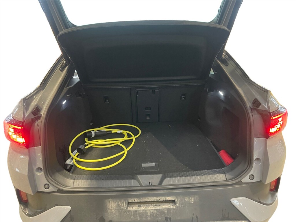 VW ID.5 EL Pro Performance 204HK 5d Aut. - Image 16