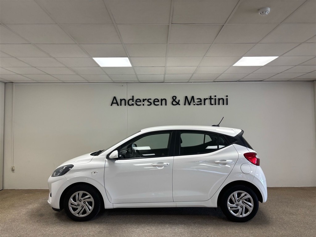 Hyundai i10 1,0 Advanced 67HK 5d - Image 2