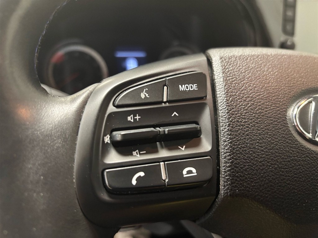 Hyundai i10 1,0 Advanced 67HK 5d - Image 9