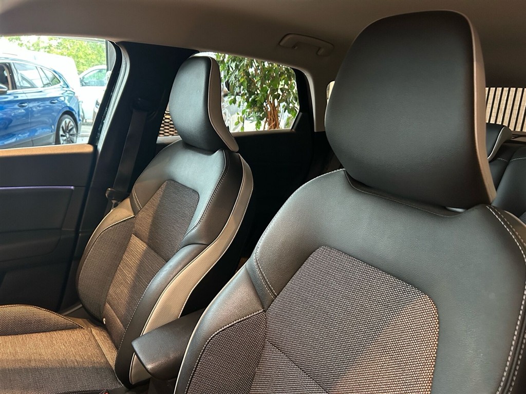 Renault Captur 1,6 E-TECH Plugin-hybrid Intens 160HK 5d Aut. - Image 6