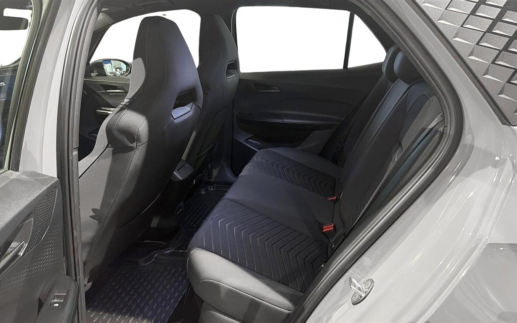 Cupra Born EL 204HK 5d Aut. - Image 10