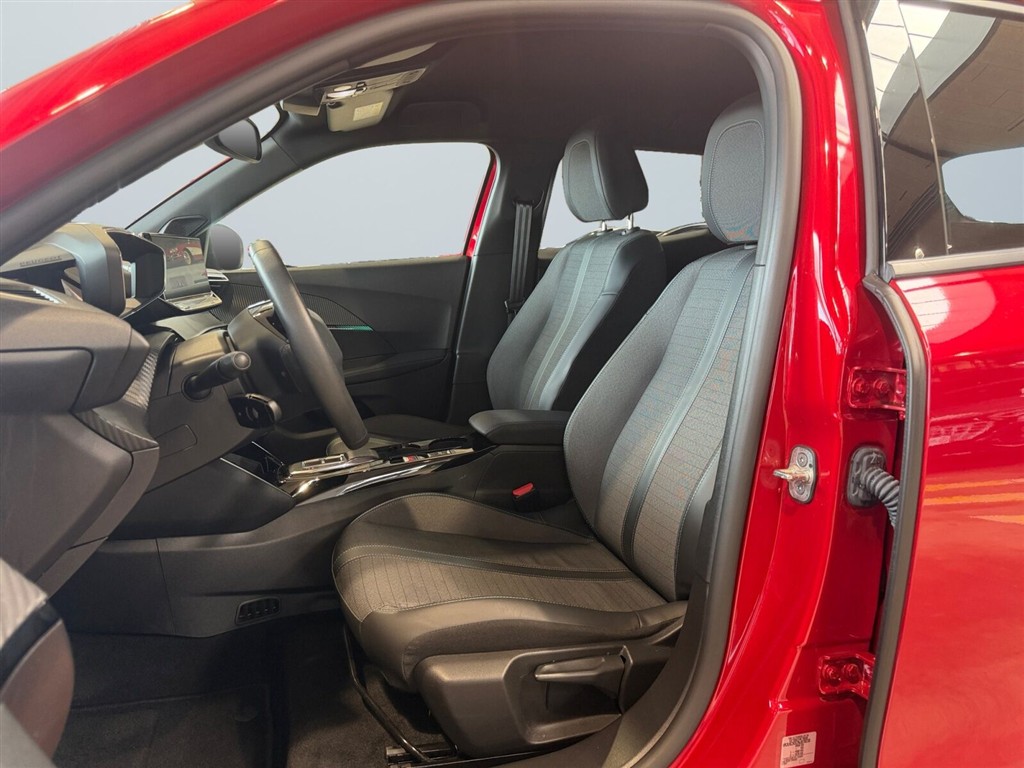 Peugeot e-2008 EL Allure Pack 136HK 5d Aut. - Image 10