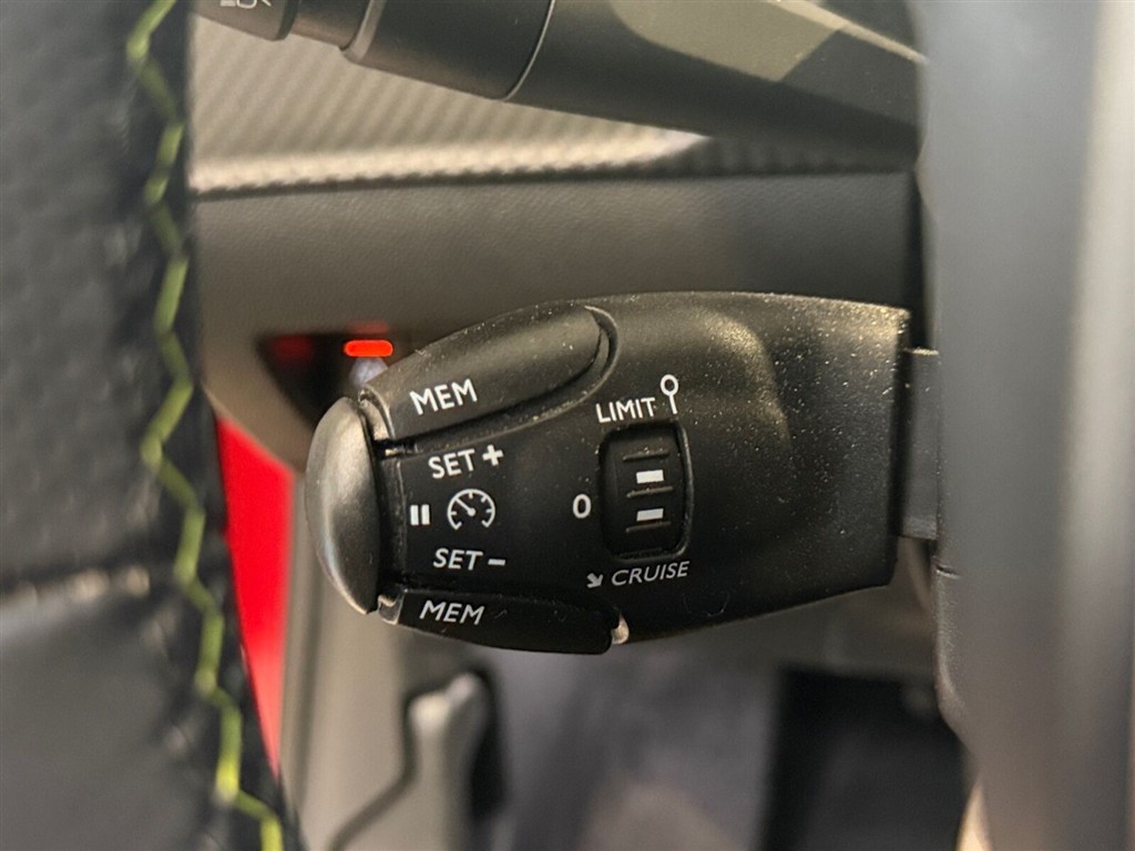 Peugeot e-208 EL GT Sky 136HK 5d Aut. - Image 19