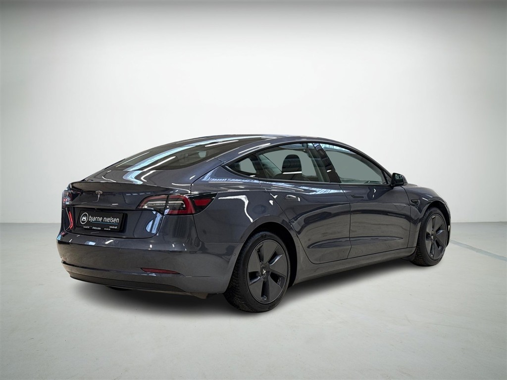 Tesla Model 3 EL Standard Range 283HK Aut. - Image 2