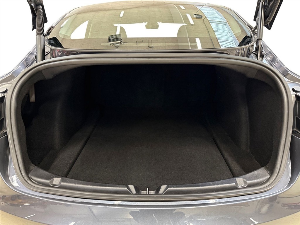 Tesla Model 3 EL Standard Range 283HK Aut. - Image 13