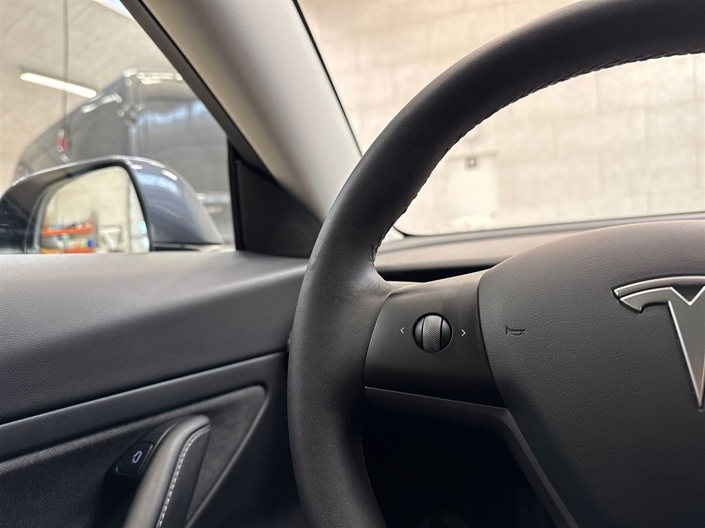 Tesla Model 3 EL Standard Range 283HK Aut. - Image 17