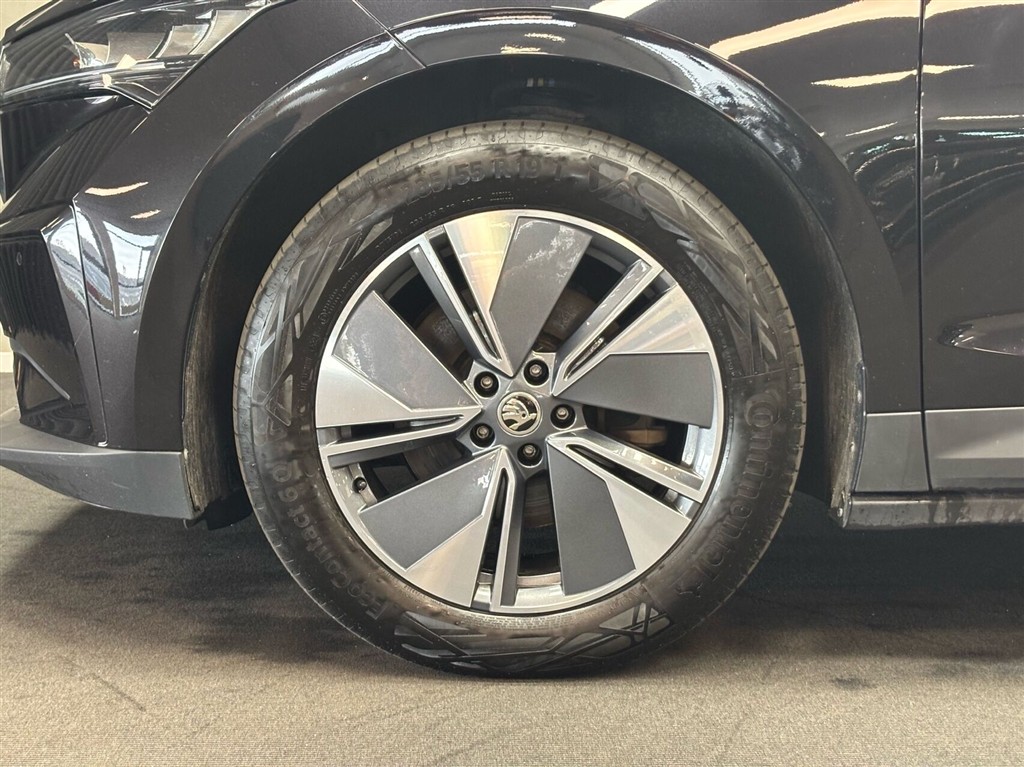 Skoda Enyaq 80 iV 204HK 5d Aut. - Image 6