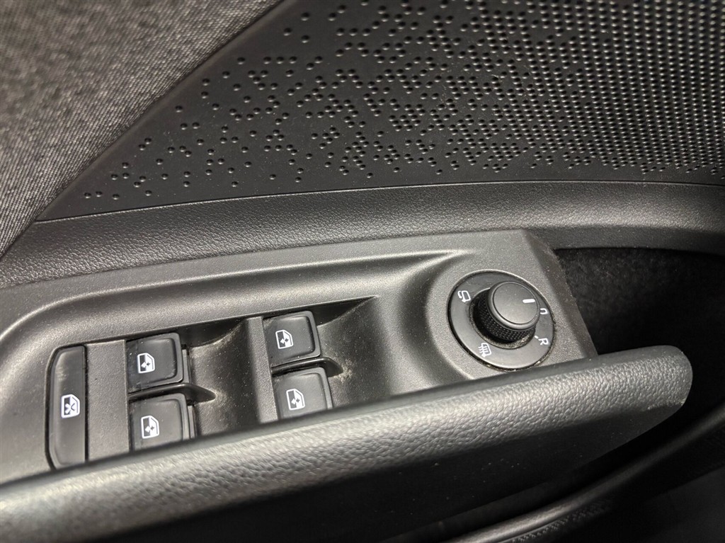 Skoda Enyaq 80 iV 204HK 5d Aut. - Image 12