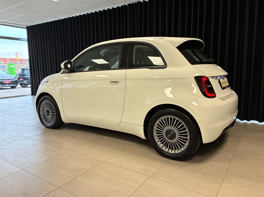 Fiat 500e EL Icon 118HK 3d Aut. - Image 3