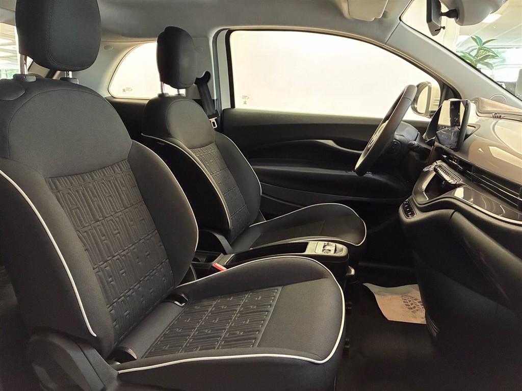 Fiat 500e EL Icon 118HK 3d Aut. - Image 5