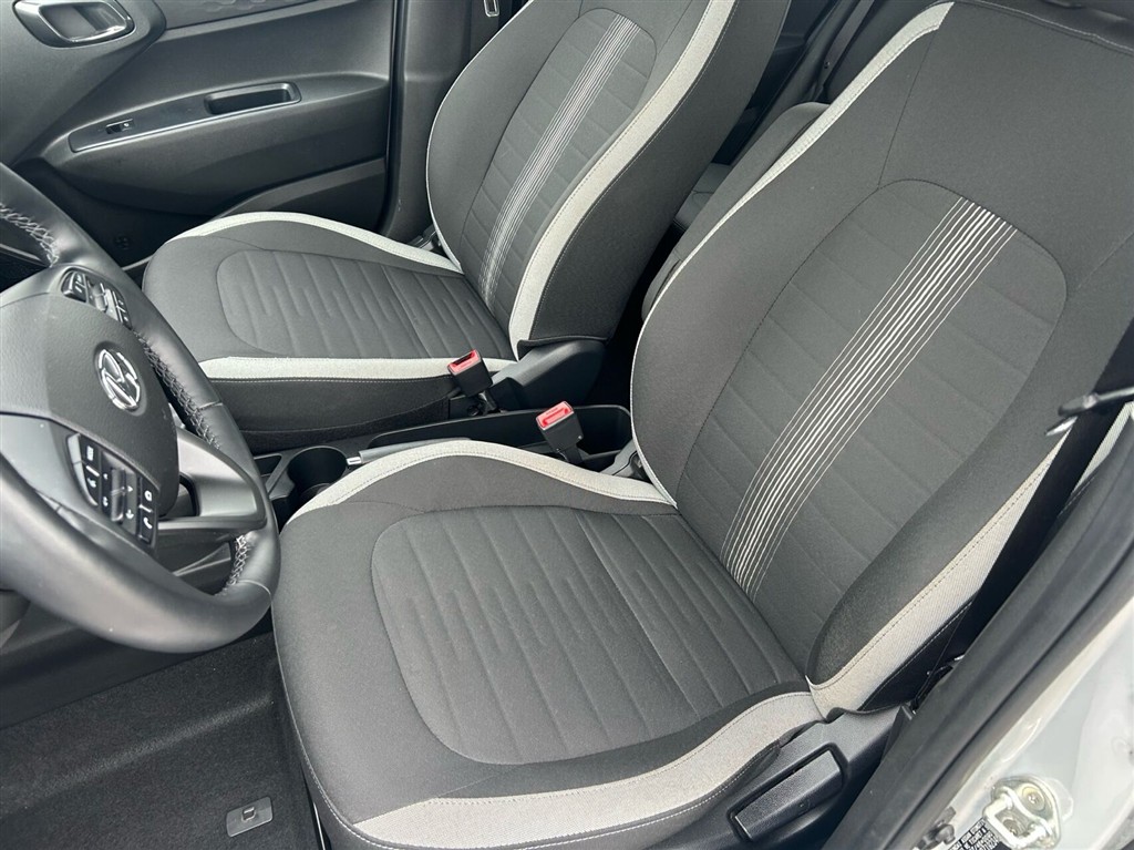 Hyundai i10 1,0 Advanced 67HK 5d - Image 8