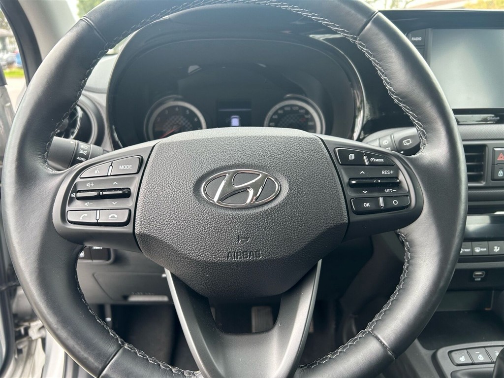 Hyundai i10 1,0 Advanced 67HK 5d - Image 10