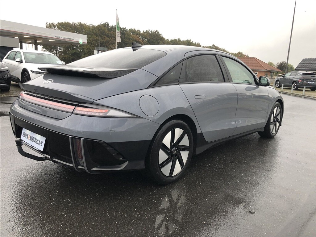 Hyundai Ioniq 6 Electric 77,4 kWh Ultimate 229HK Aut. - Image 4