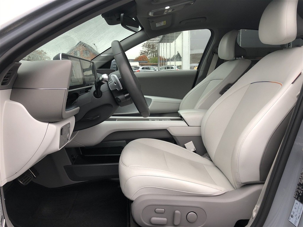 Hyundai Ioniq 6 Electric 77,4 kWh Ultimate 229HK Aut. - Image 9